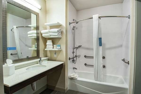  - Hampton Inn & Suites Mission Viejo - I-5, Exit 85