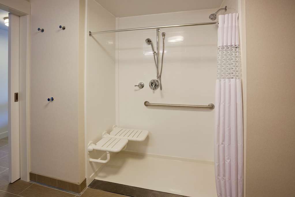 Hampton Inn Spicer Green Lake, MN - Tap to explore photos