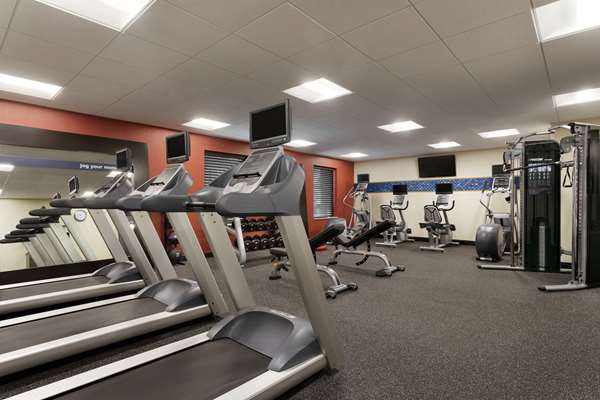 Fitness/ Exercise Room - Hampton Inn & Suites Alton