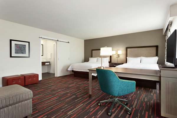  - Hampton Inn & Suites Alton