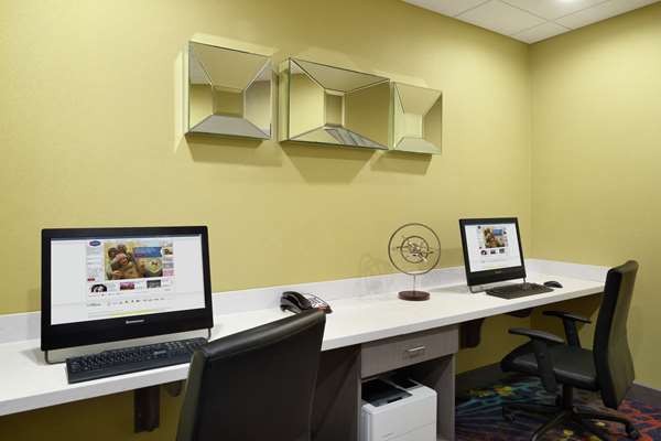 Conference Area - Hampton Inn & Suites Alton