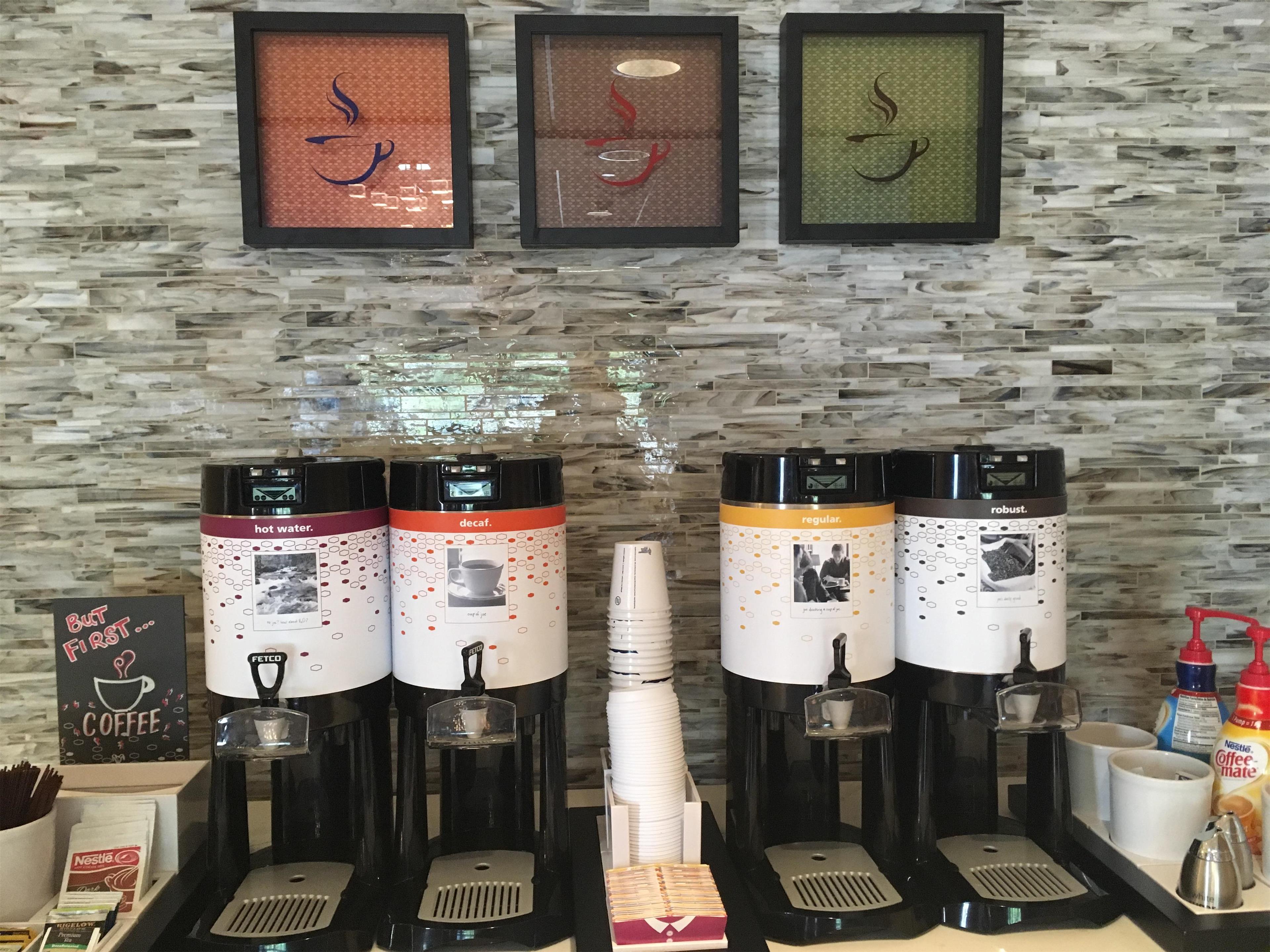 Restaurant | Hampton Inn & Suites Newburgh Stewart Airport