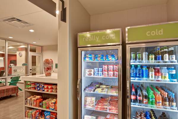 Restaurant - Home2 Suites by Hilton USF Tampa