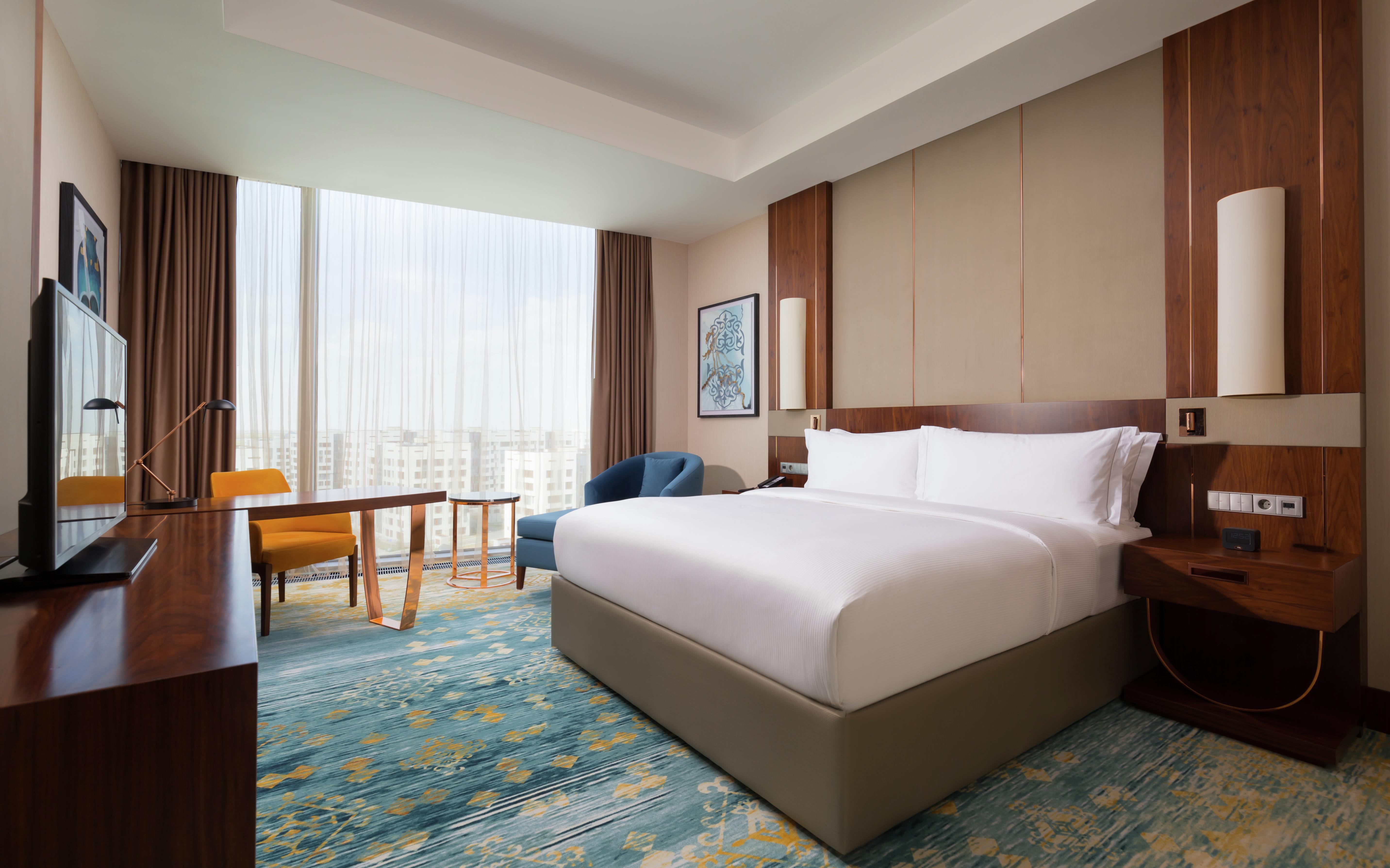 Hilton Astana Room Type - KING DELUXE EXPO VIEW
