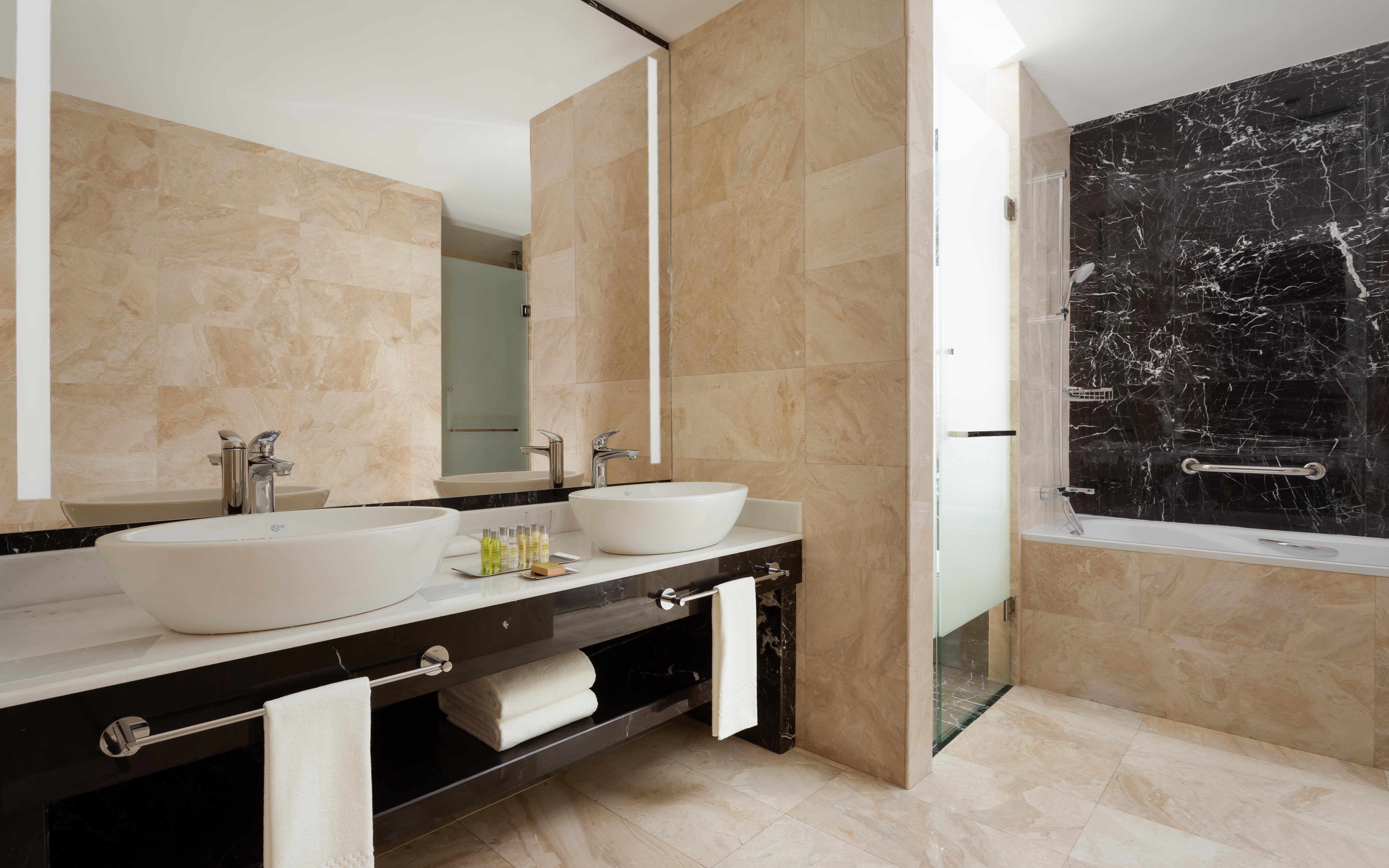 Hilton Astana Room Type - KING ONE BEDROOM SUITE