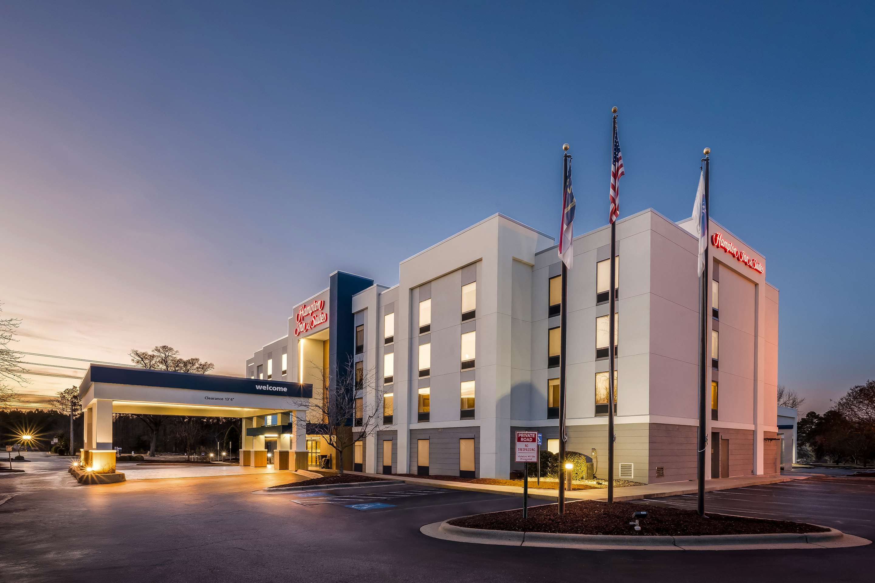 Exterior | Hampton Inn & Suites Wilson I-95