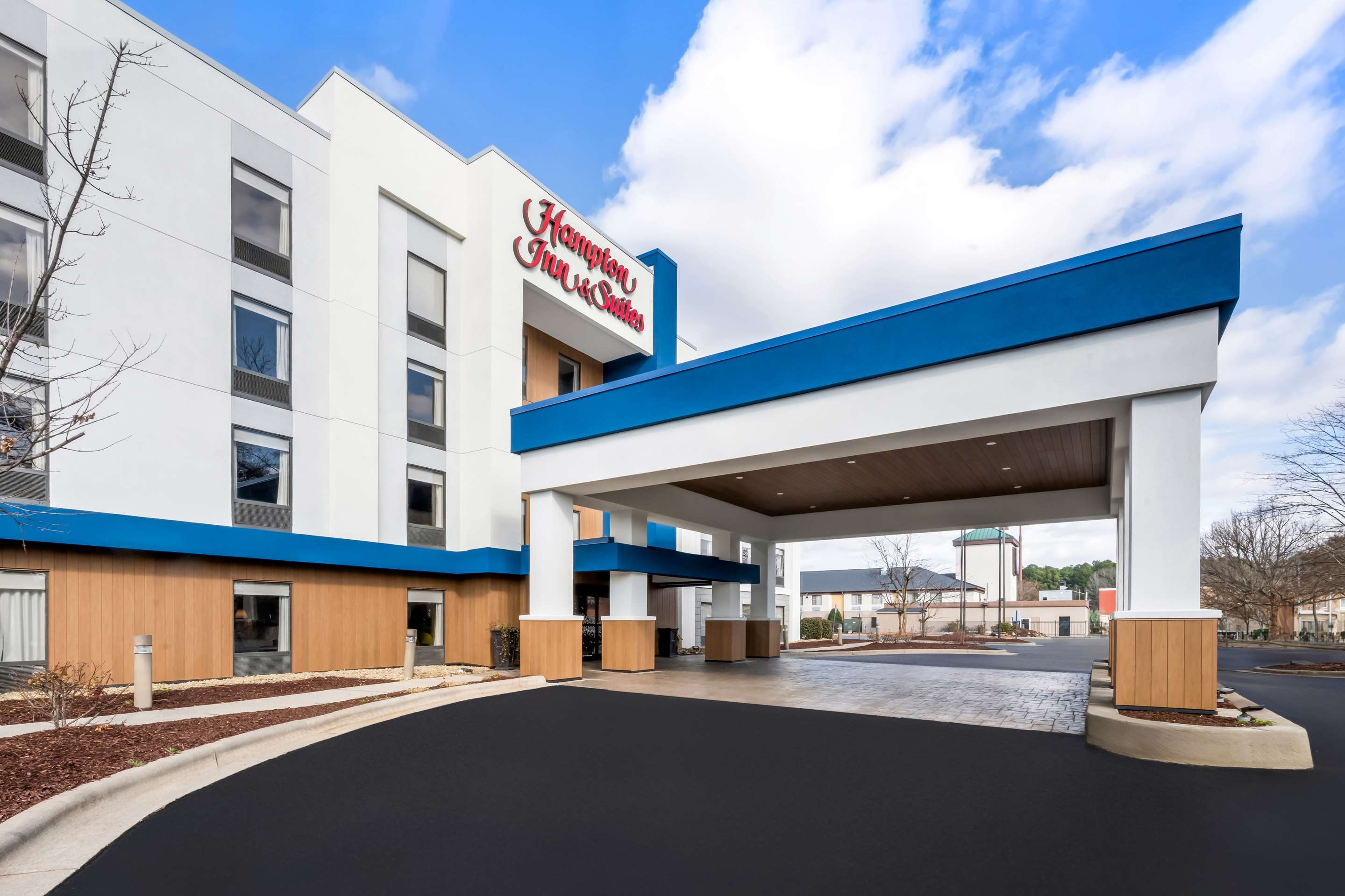 Exterior | Hampton Inn & Suites Wilson I-95