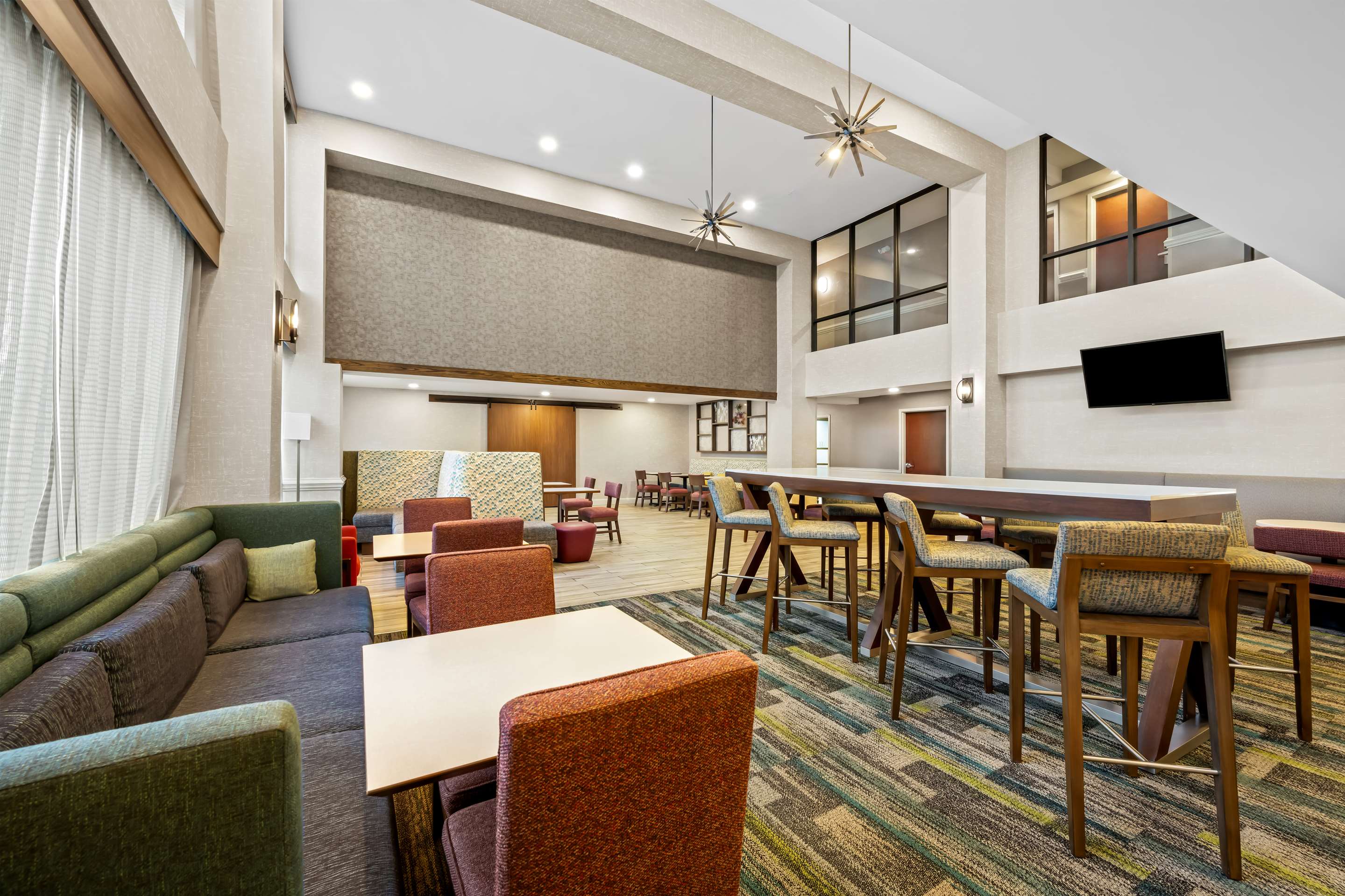 Lobby | Hampton Inn & Suites Wilson I-95