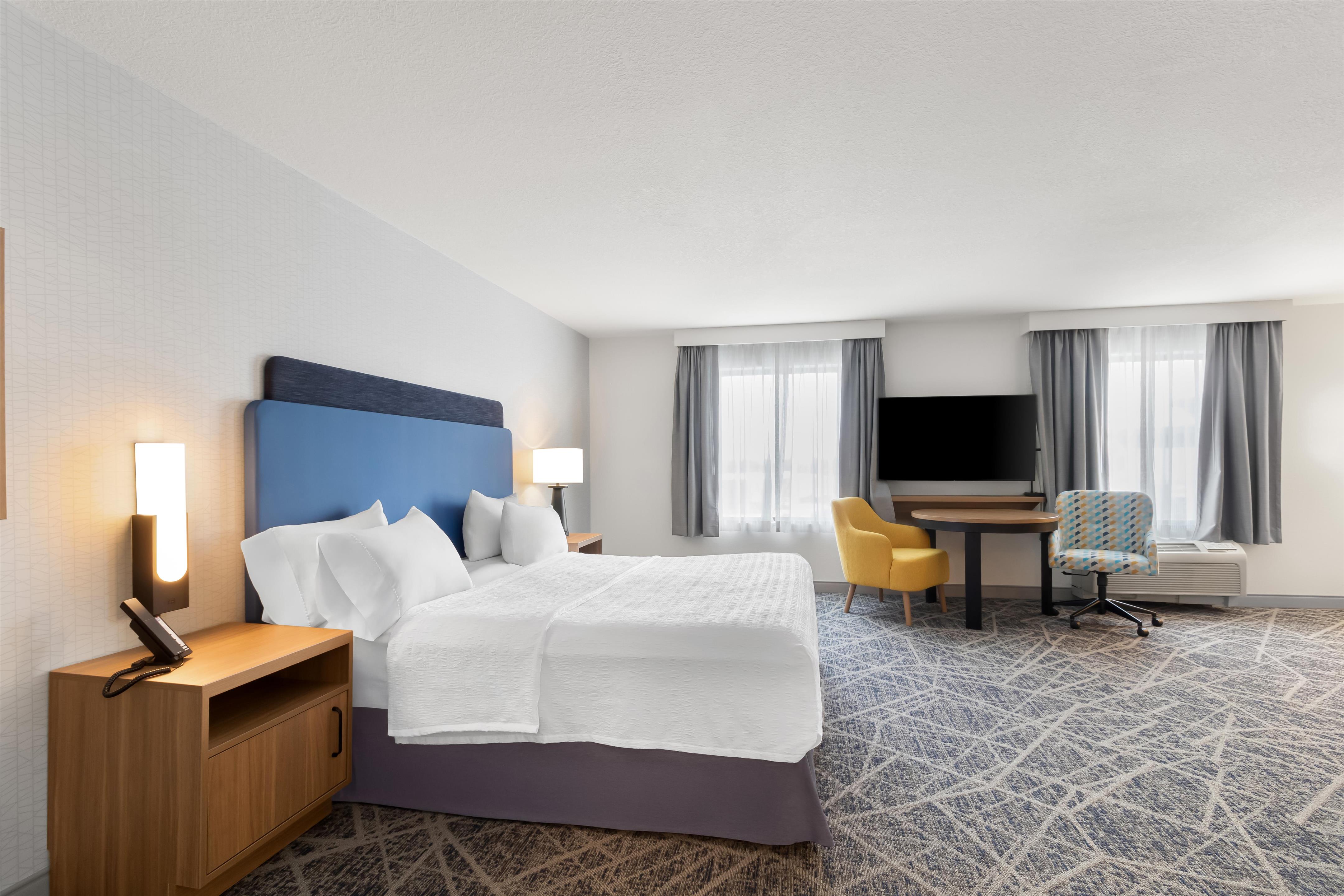Guest room
