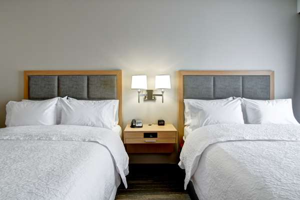  - Hampton Inn & Suites Grande Prairie