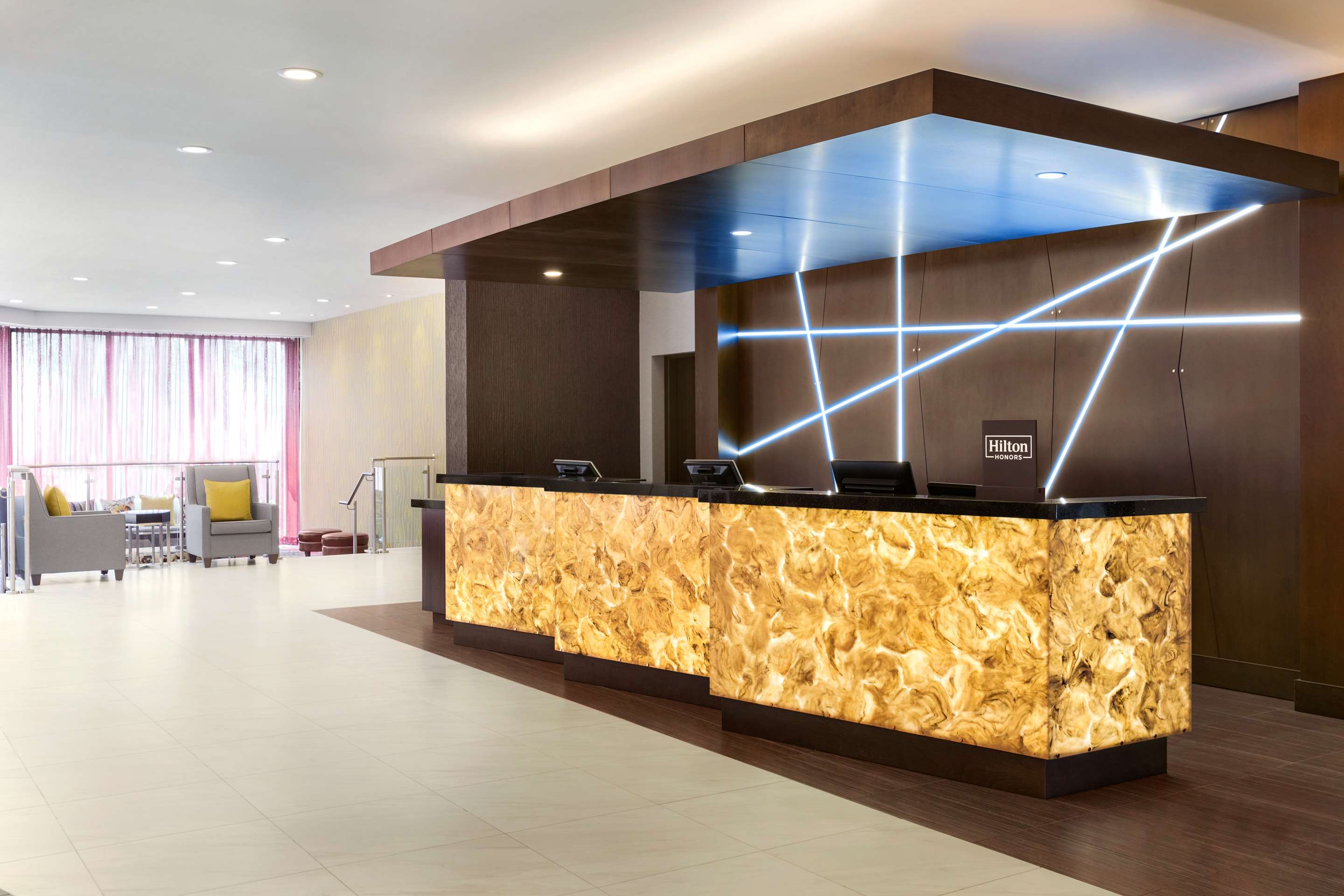 Reception | DoubleTree by Hilton Toronto Airport West