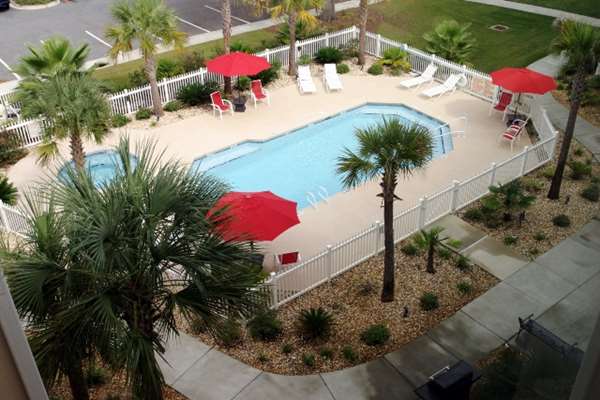 Pool - Best Western Plus Valdosta Hotel & Suites - I-75, Exit 22
