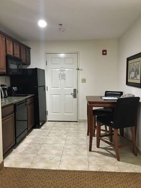  - Best Western Plus Valdosta Hotel & Suites - I-75, Exit 22