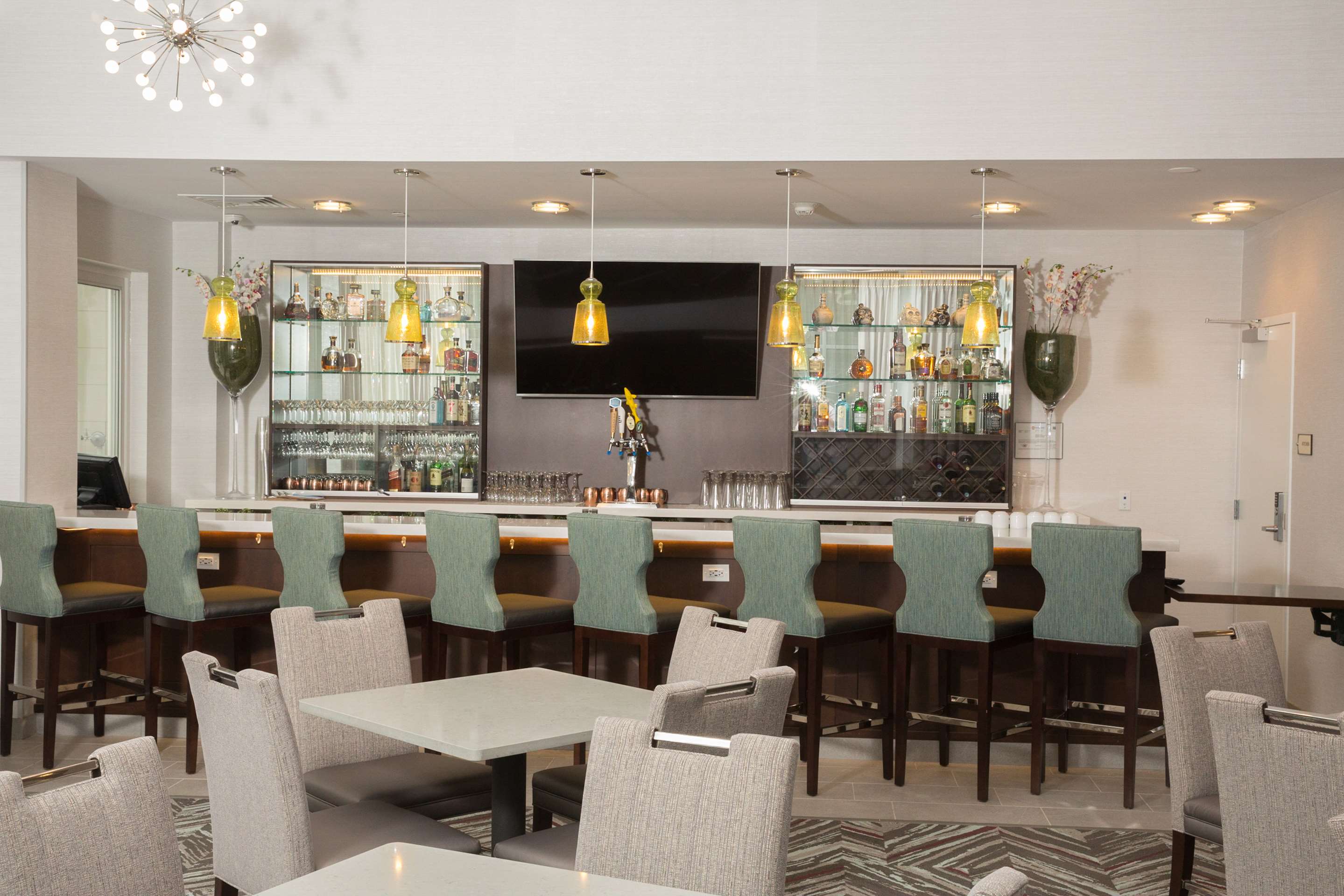 BarLounge | Homewood Suites by Hilton Allentown Bethlehem Center Valley