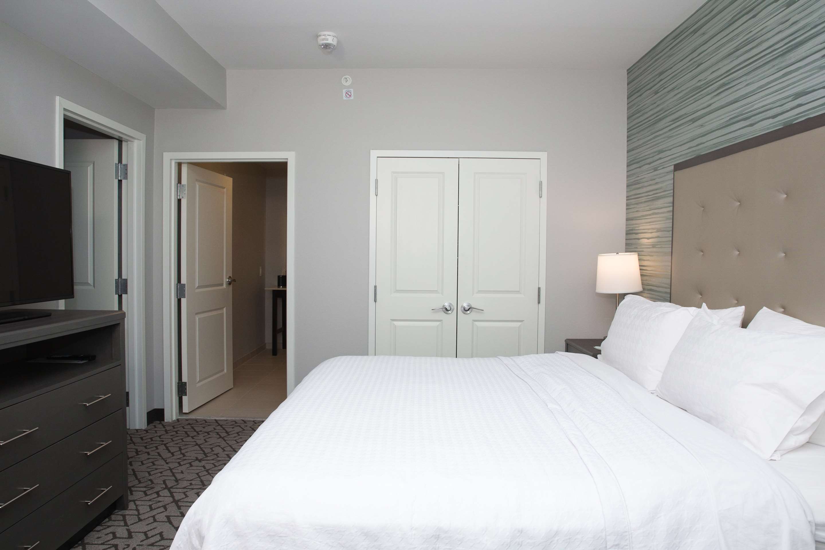 Guest room amenity