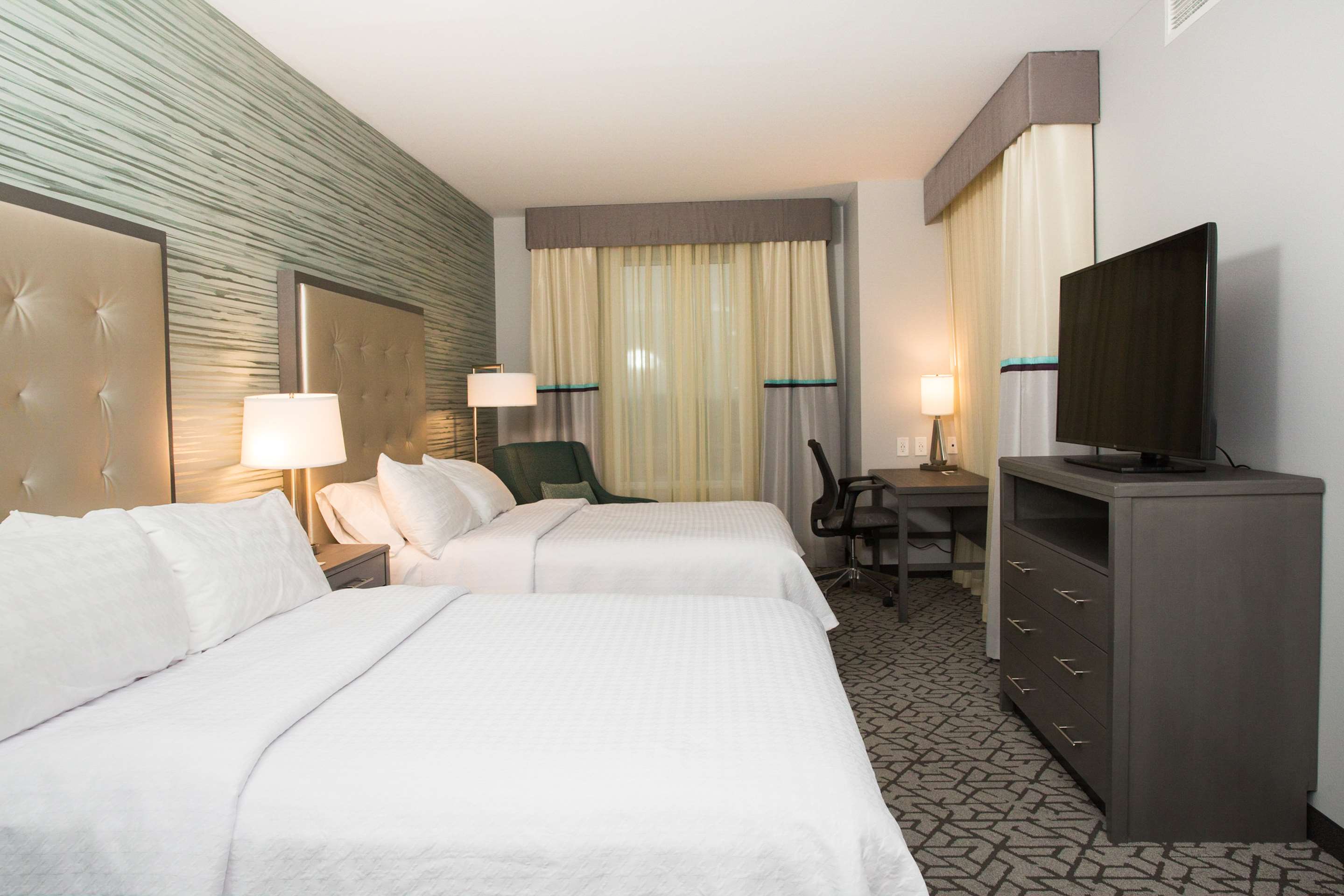 Guest room