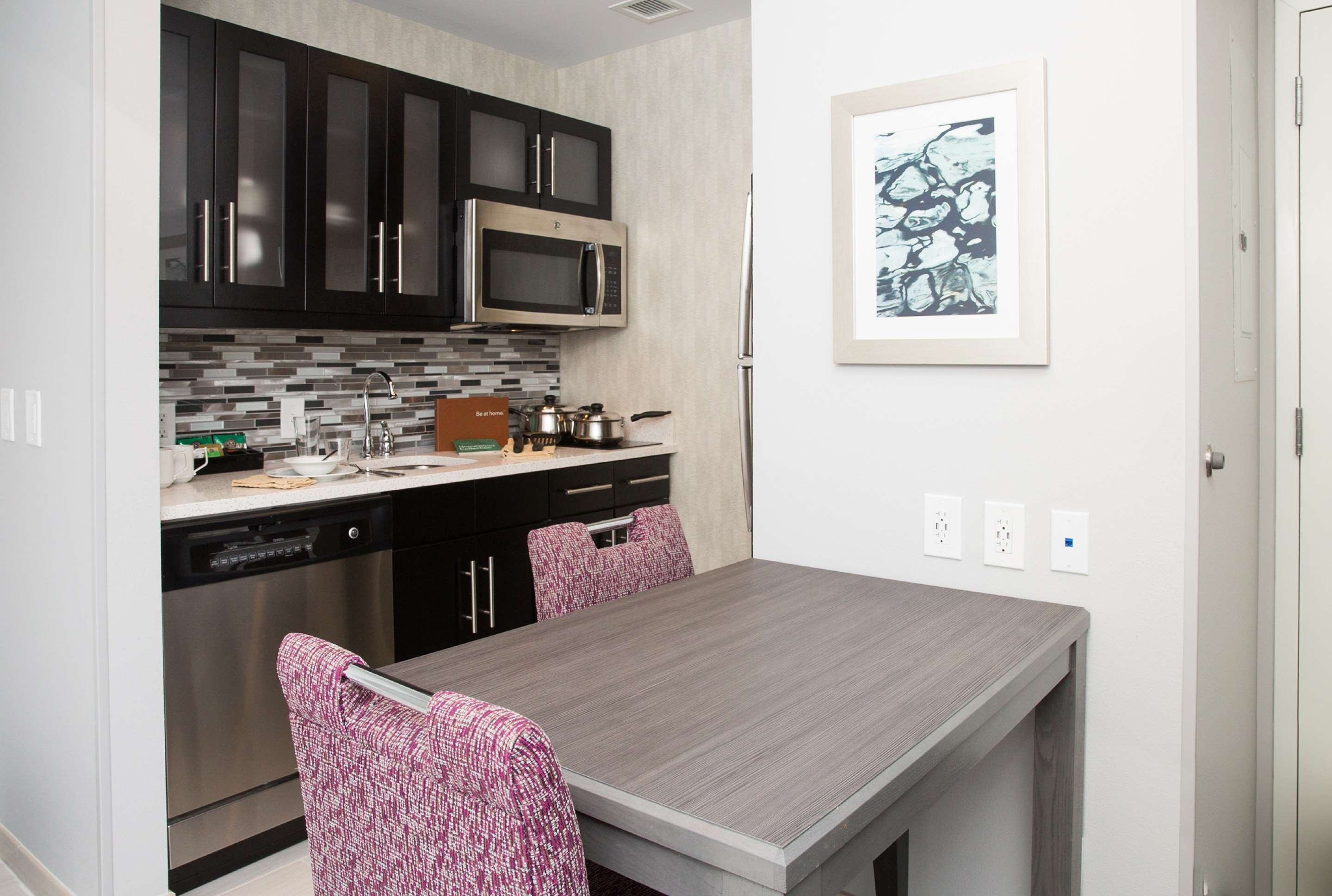 Guest room