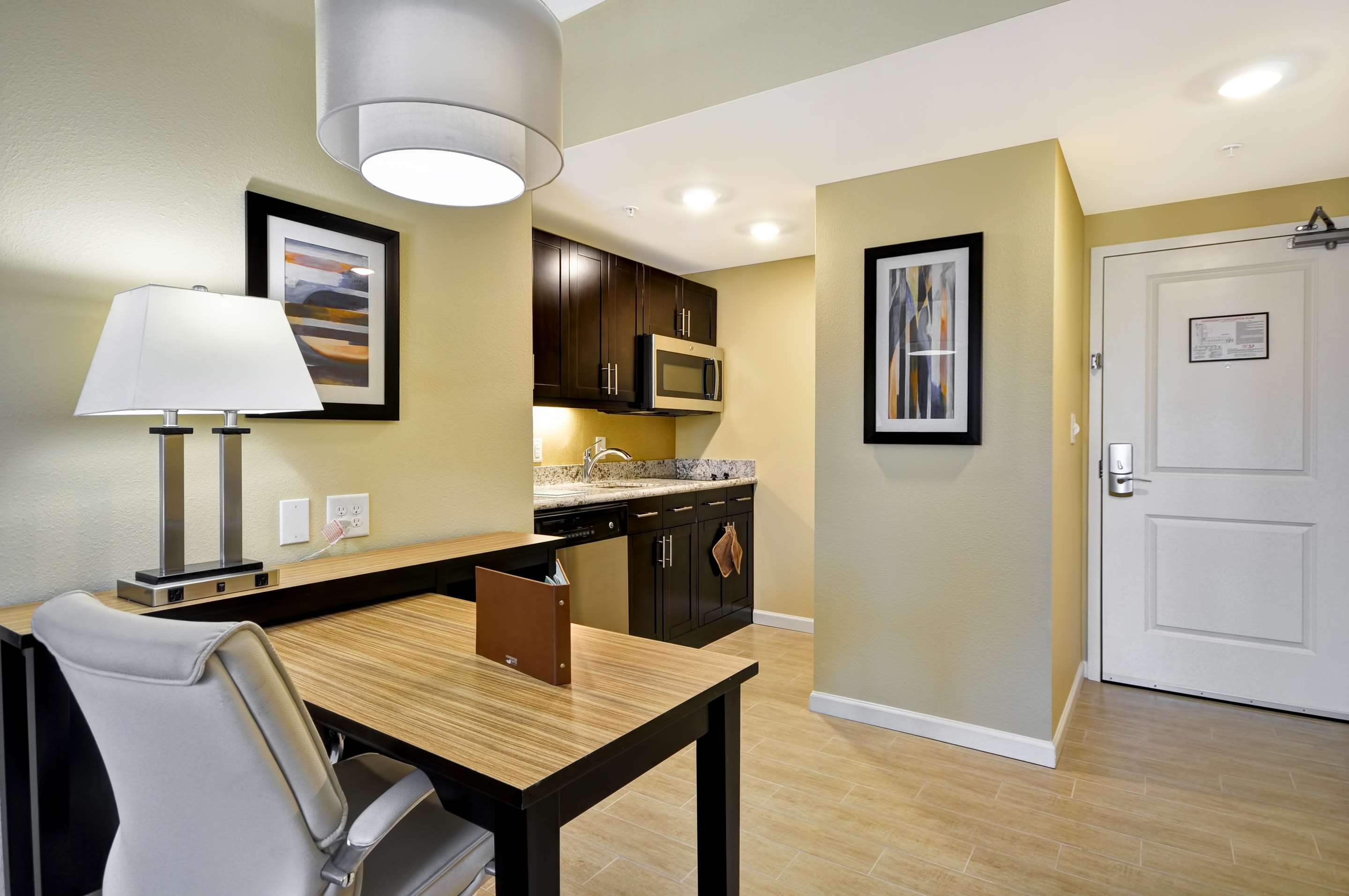Guest room