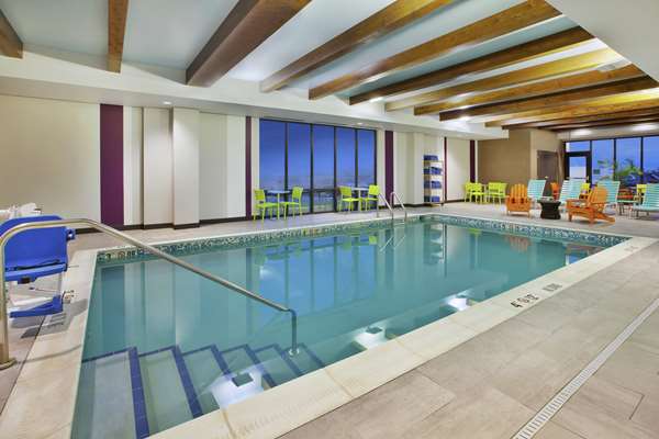 Pool - Home2 Suites by Hilton Monaca - I-376, Exit 39