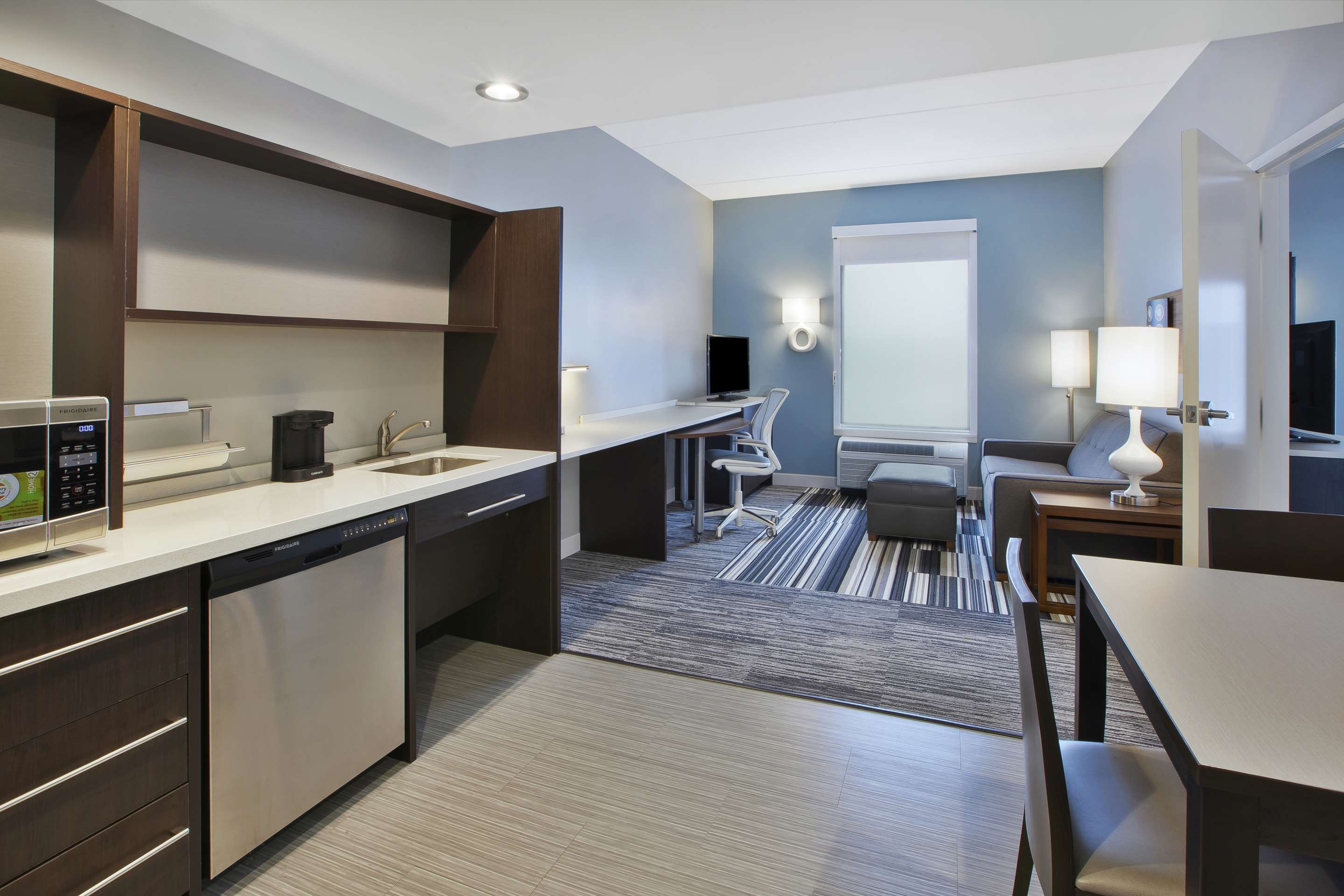 Guest room