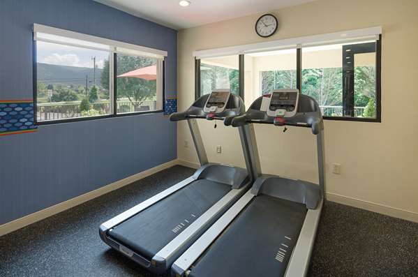 Fitness/ Exercise Room - Hampton Inn Covington