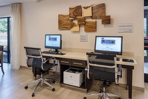 Conference Area - Hampton Inn Covington