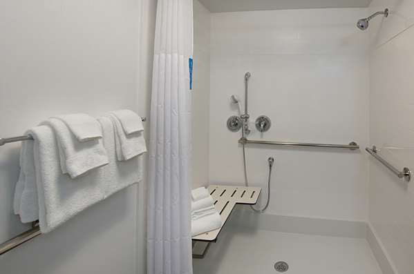  - Hampton Inn Covington