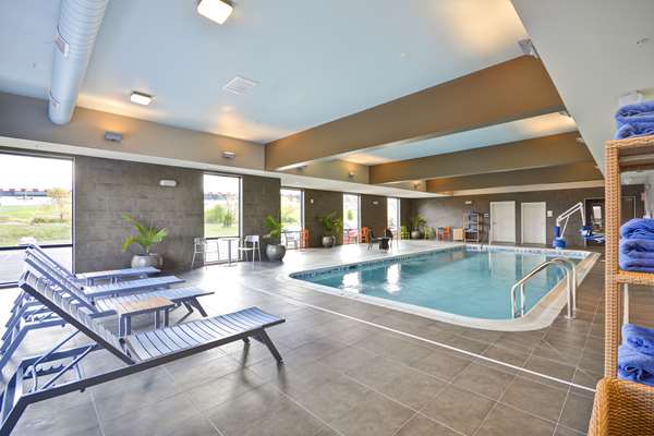 Pool - Home2 Suites by Hilton Oswego