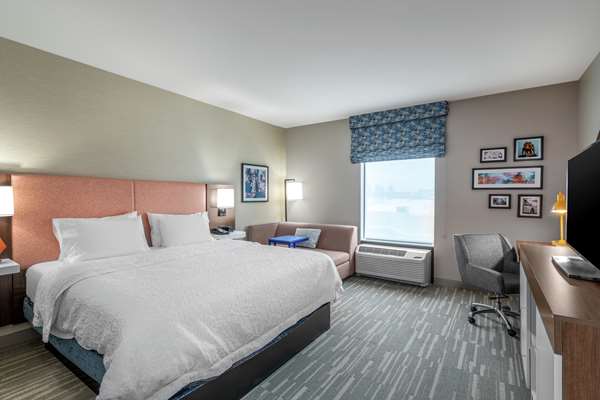  - Hampton Inn & Suites Glenarden - I-95 & I-495, Exit 17