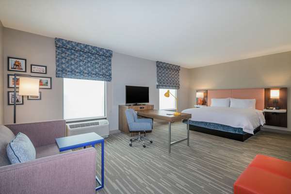  - Hampton Inn & Suites Glenarden - I-95 & I-495, Exit 17