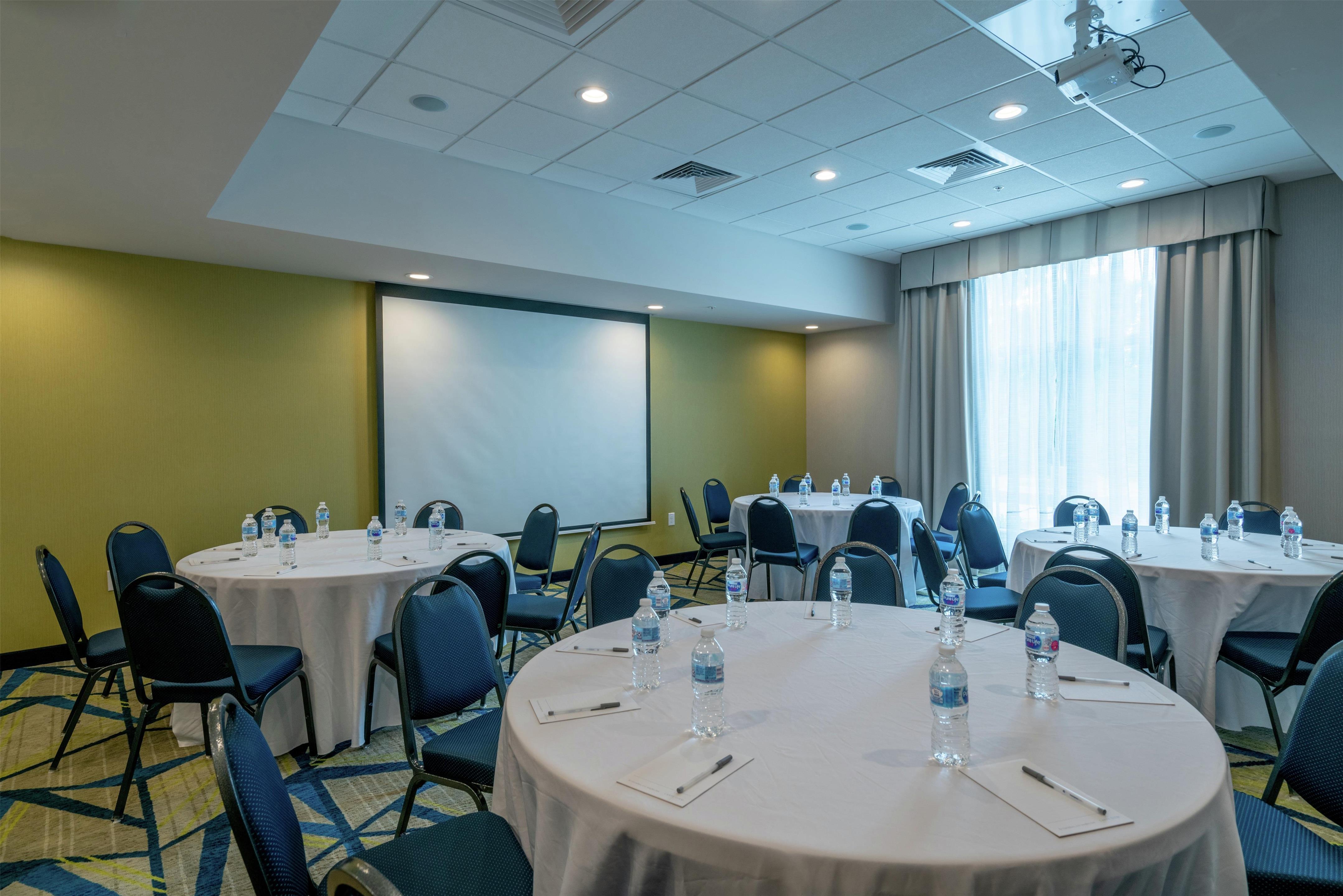 Meeting Room | Hampton Inn & Suites Glenarden/Washington DC