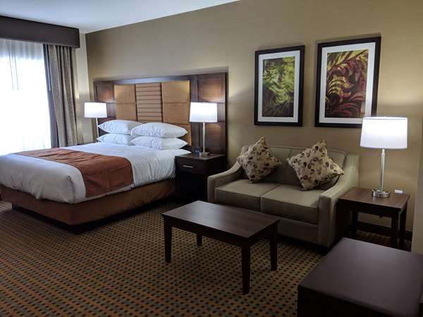  - Best Western Plus Hinton Inn & Suites
