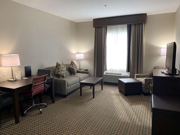 Suite - Best Western Plus Hinton Inn & Suites