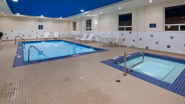 Pool - Best Western Plus Hinton Inn & Suites