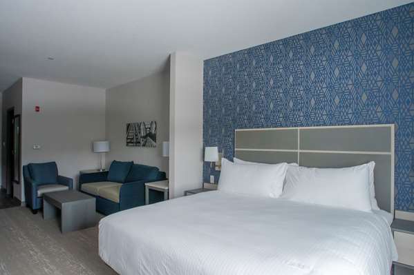 Suite - Best Western Plus Prince George Hotel