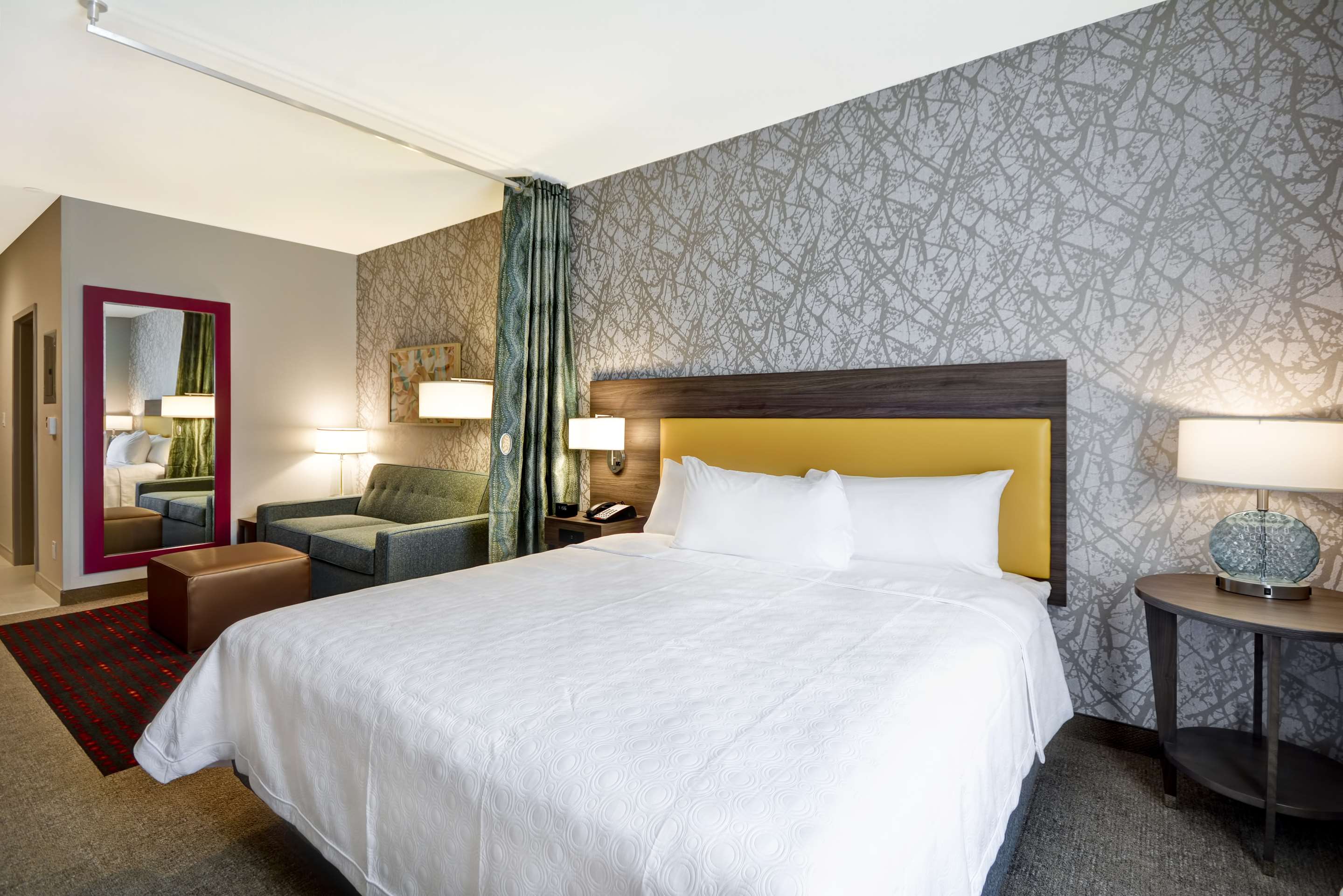 Guest room