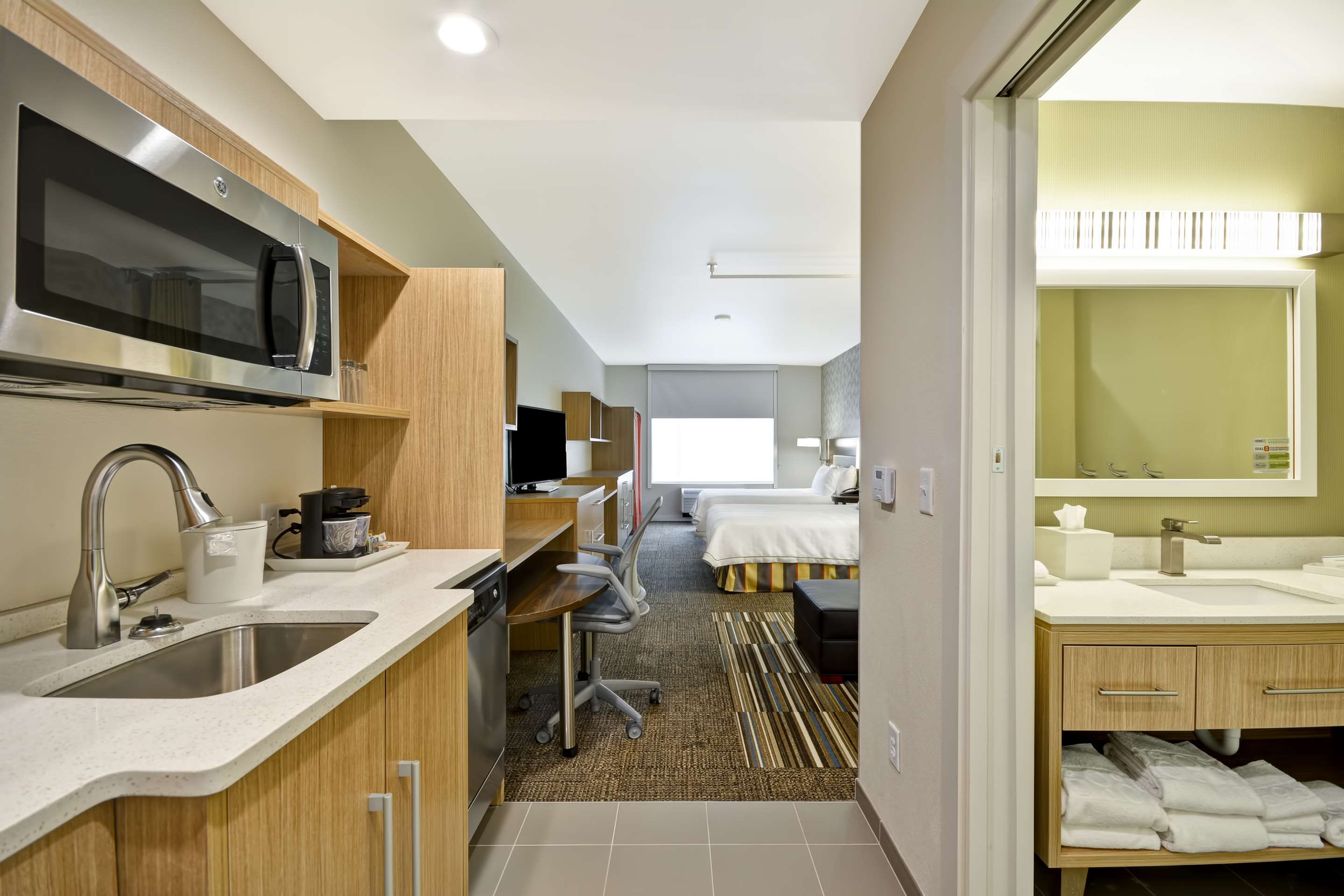 Guest room