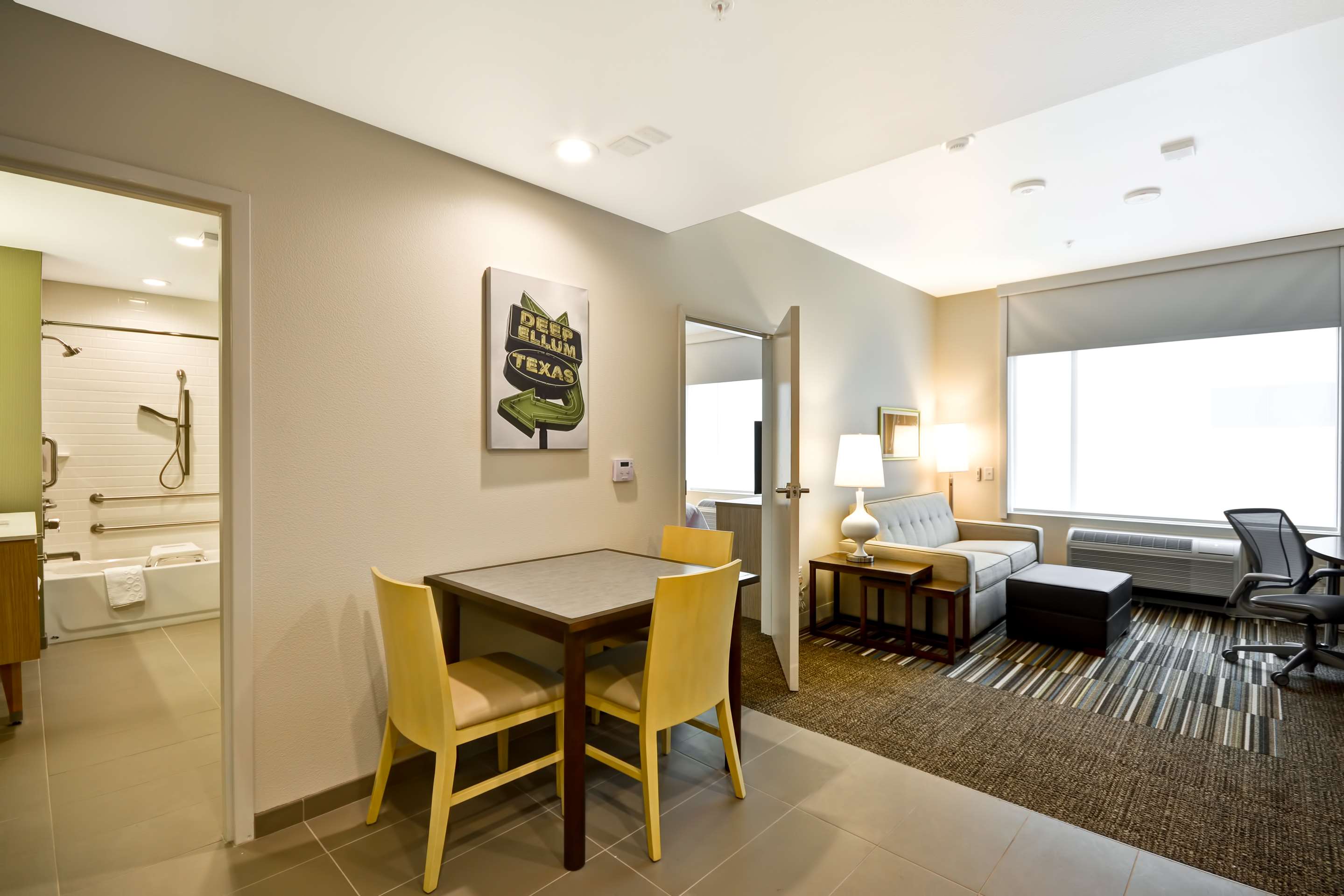 Guest room