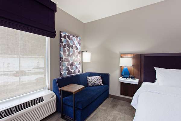  - Hampton Inn Leavenworth