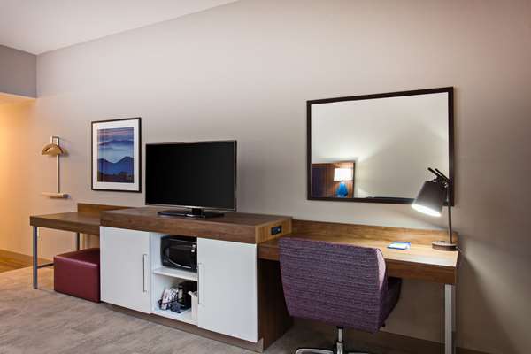  - Hampton Inn Leavenworth