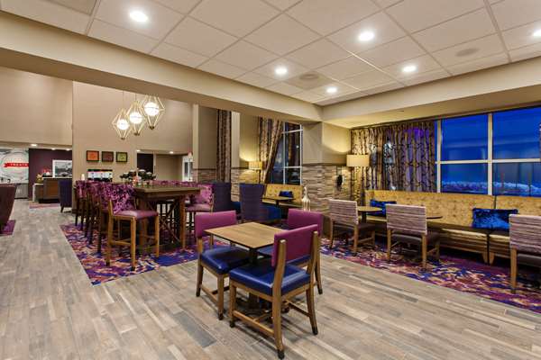 Restaurant - Hampton Inn Leavenworth