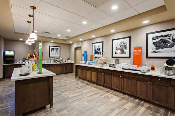 Restaurant - Hampton Inn Leavenworth