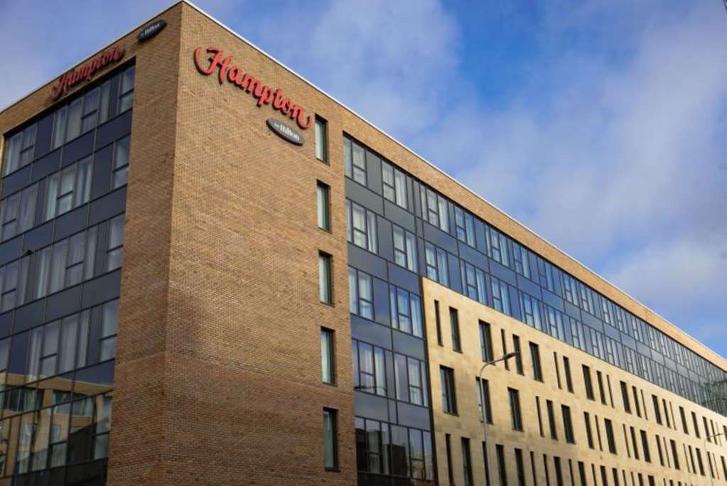 Hampton by Hilton Edinburgh West End - Tap to explore photos