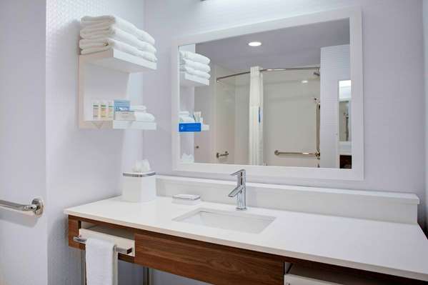  - Hampton Inn East Flagstaff - I-40, Exit 201