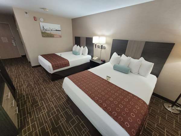  - Best Western Airport Inn Moline - I-74, Exit 4A