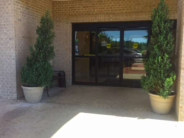 Exterior view - Americas Best Value Inn Livingston