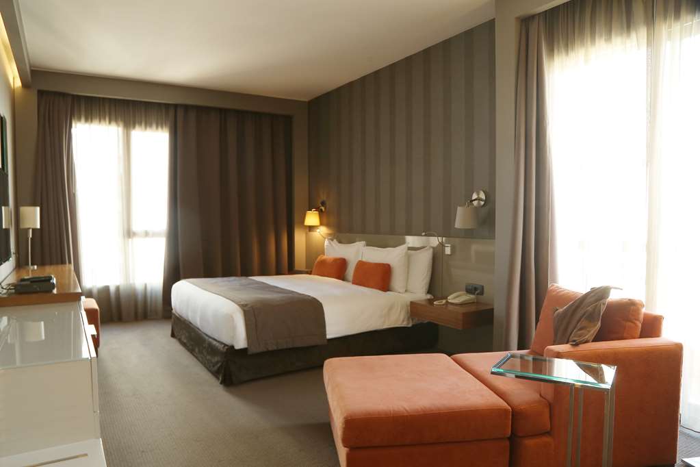 ParkTower Suites
