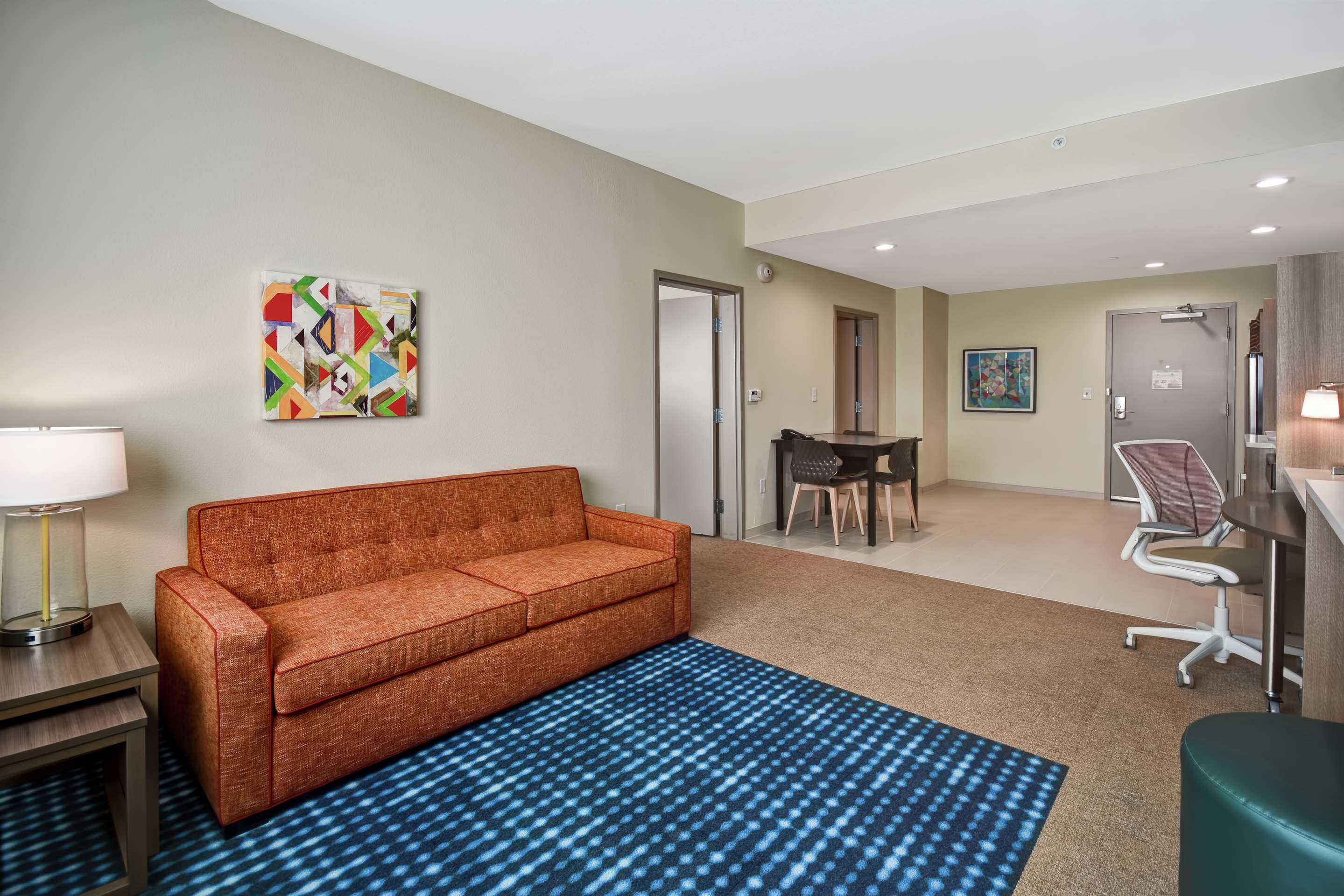 Guest room