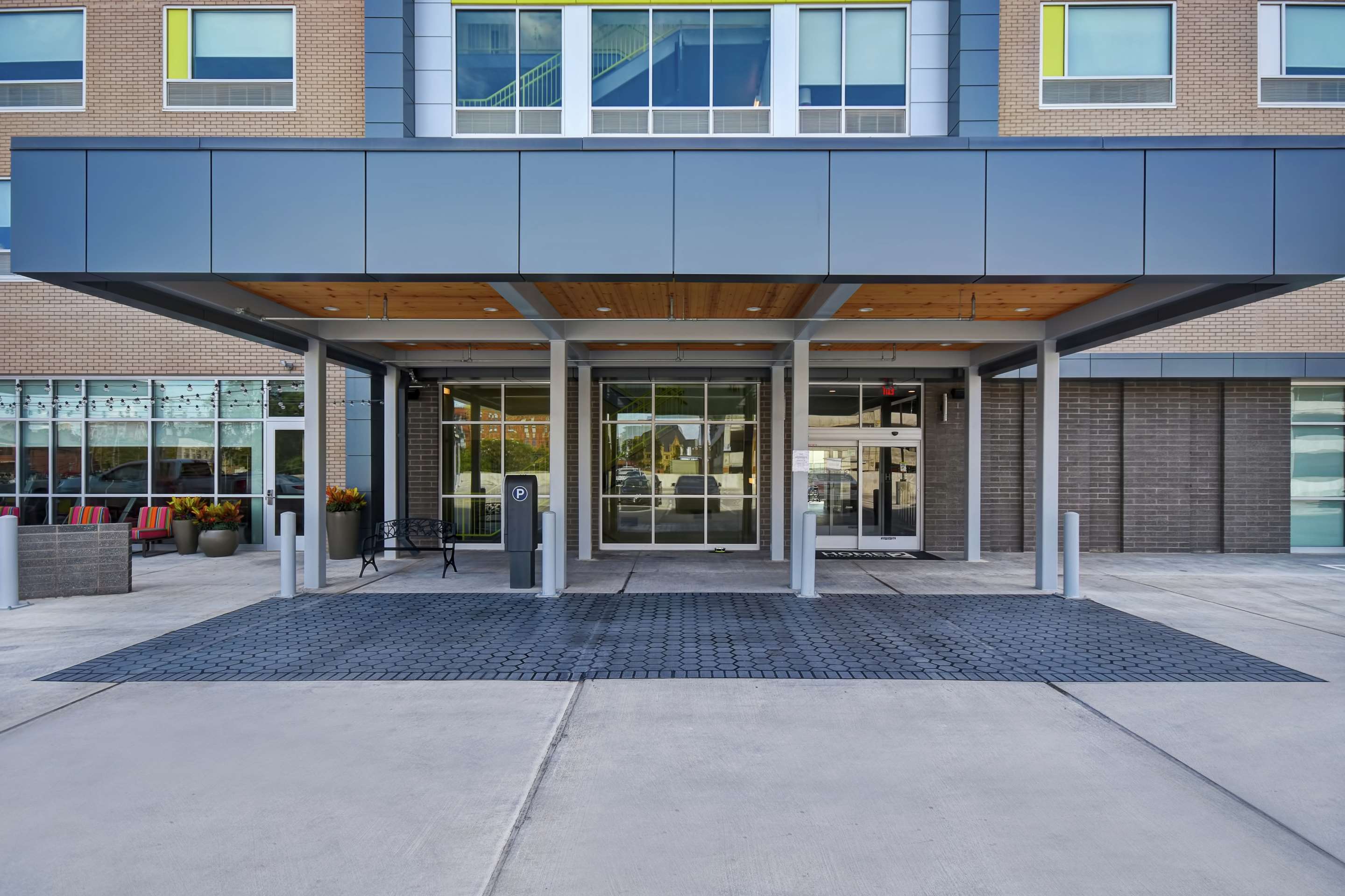 Exterior | Home2 Suites by Hilton Columbus Downtown