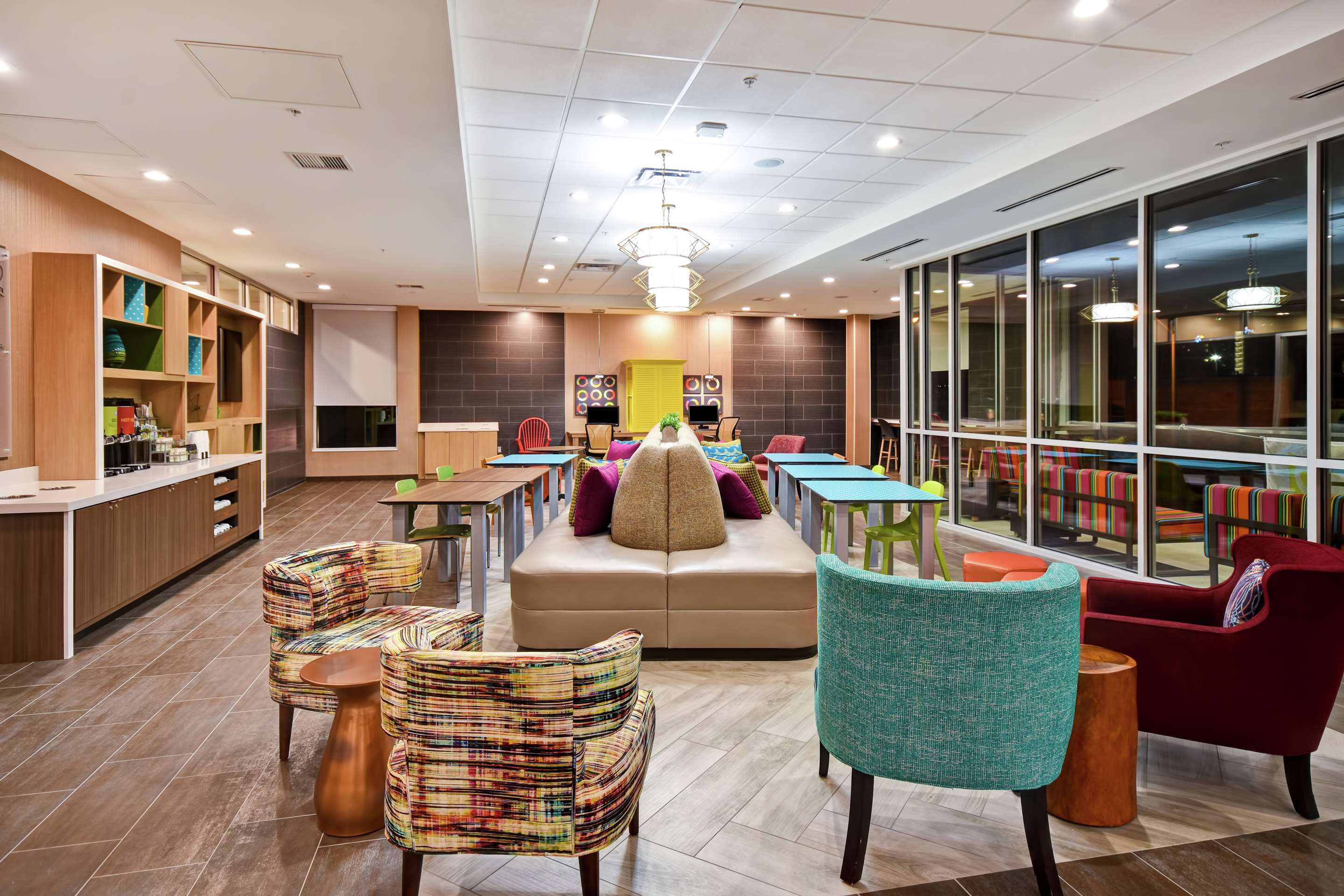 Lobby | Home2 Suites by Hilton Columbus Downtown